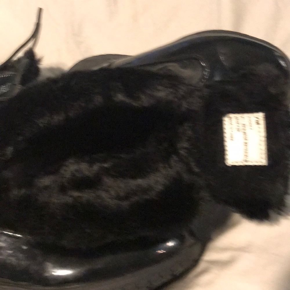 Boot color black size 7m